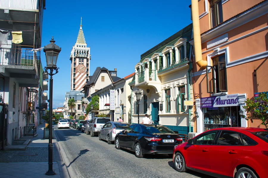 Via di Batumi