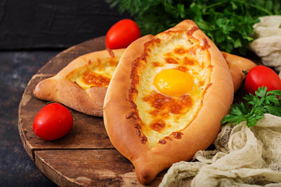 Khachapuri in stile adriatico