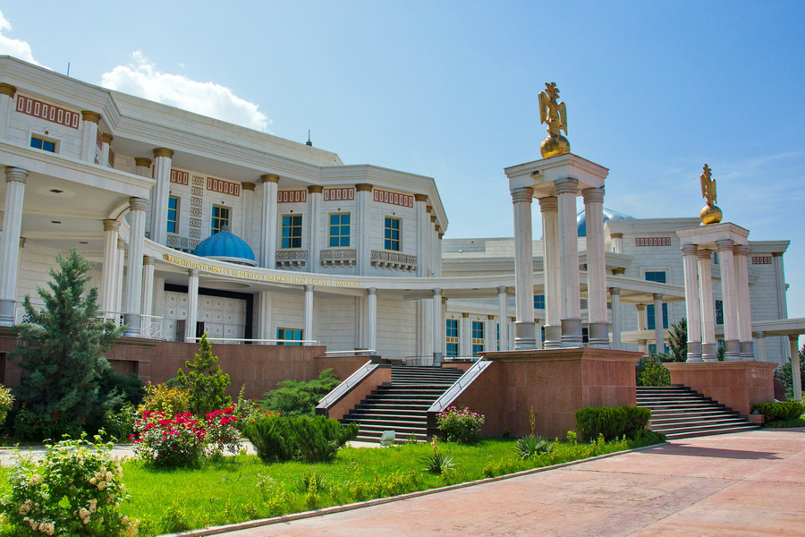 Museo di Stato del Centro Culturale Statale del Turkmenistan, Ashgabat