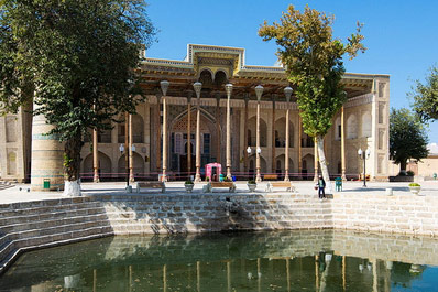 Complexe Bolo-Khauz, Boukhara